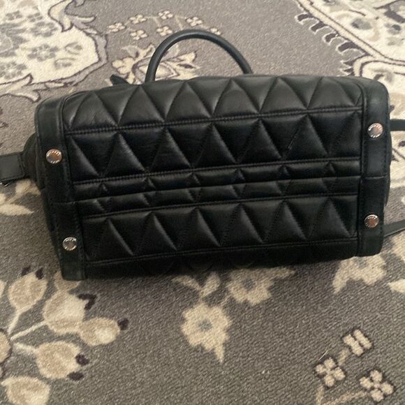 Michael Kors Vivianne Black Quilted Leather Large Top Zip Satchel Bag - Picture 6 of 8